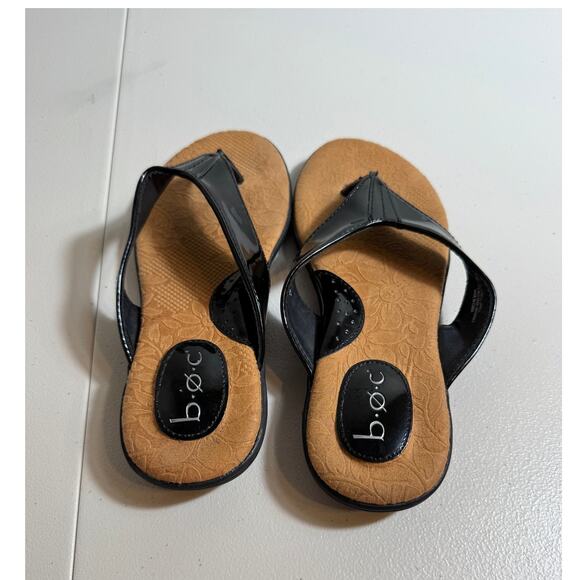 b. o .c. sandals black patent leather vegan flip flops padded insole comfy Sz 8 - Picture 2 of 8